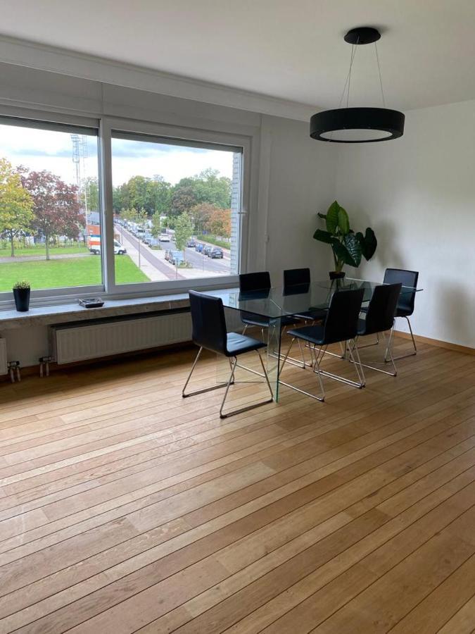 Lichtrijk Mooi Appartement Met Zicht Op Hof Van Roosendael Anvers Exterior foto
